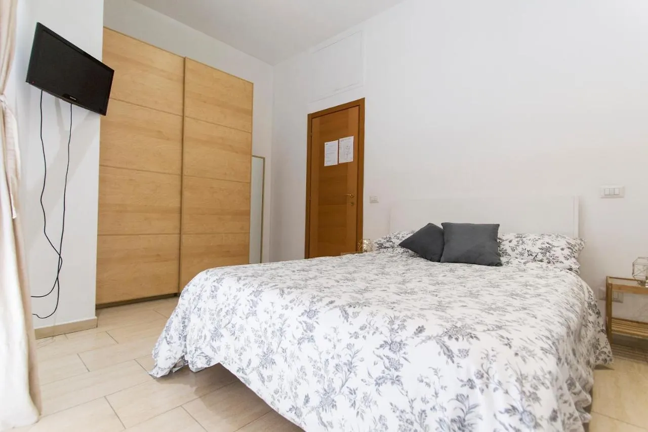 San Pietro Home Rom 0*,  Italien