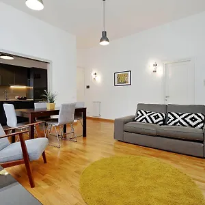 Appartement Traiano Charme - My Extra, Rome