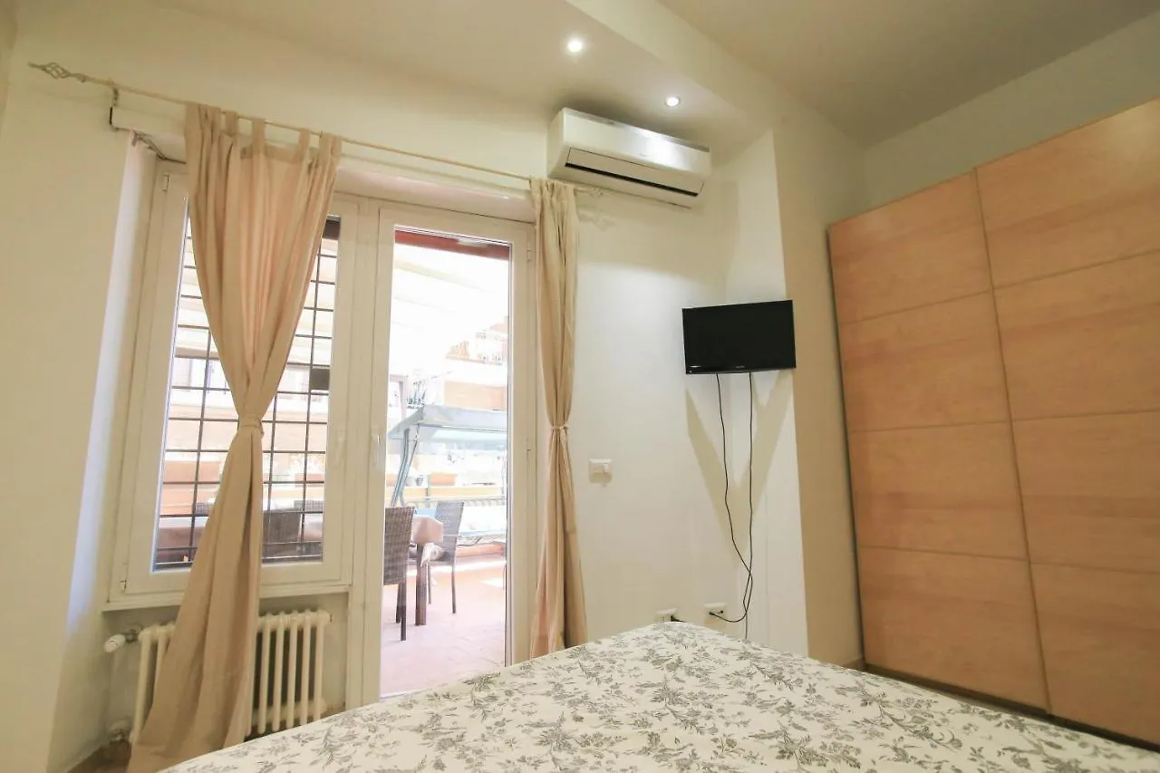 San Pietro Home Rome 0*,  Italie